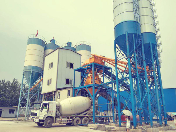 How to operate the concrete mixing station to avoid fault